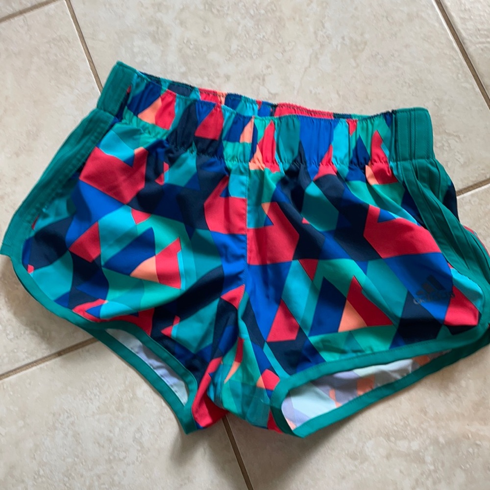Beautiful Adidas running shorts, XS!